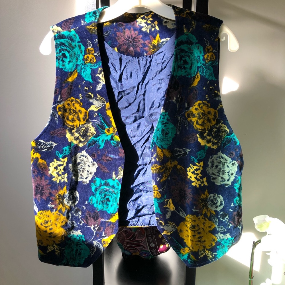 Handmade vintage 1970s blue floral velvet vest mens womens size xl